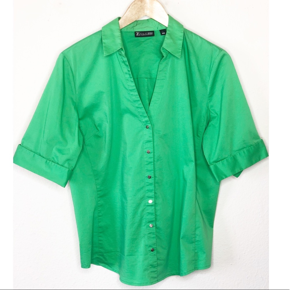 New York & Company Green Button Down Shirt Size Large